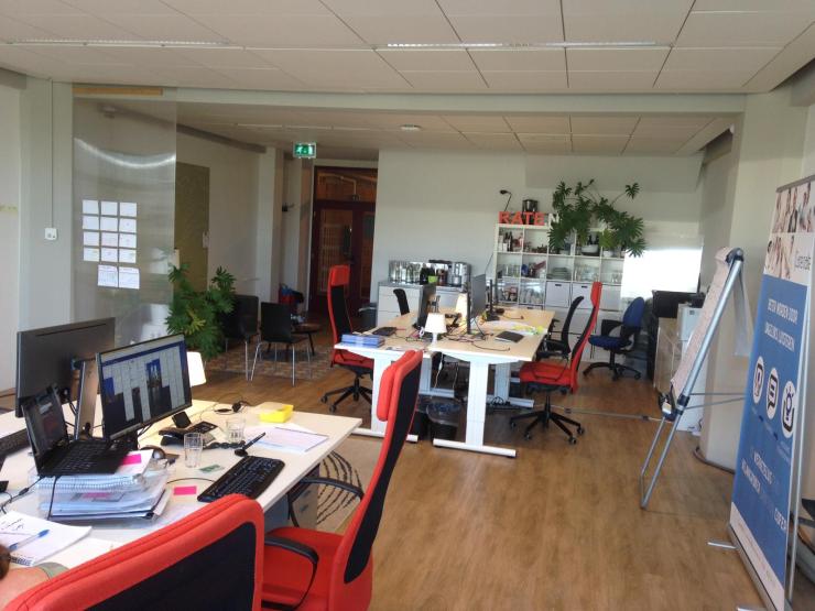 75a5822a-2dd2-467e-a591-b27c39a4909b-1